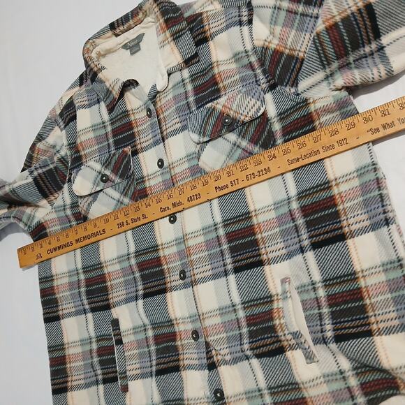 Natural Reflection Women's XXL Black/White Plaid Button-Up Fleece-Lined Shacket - Picture 11 of 13